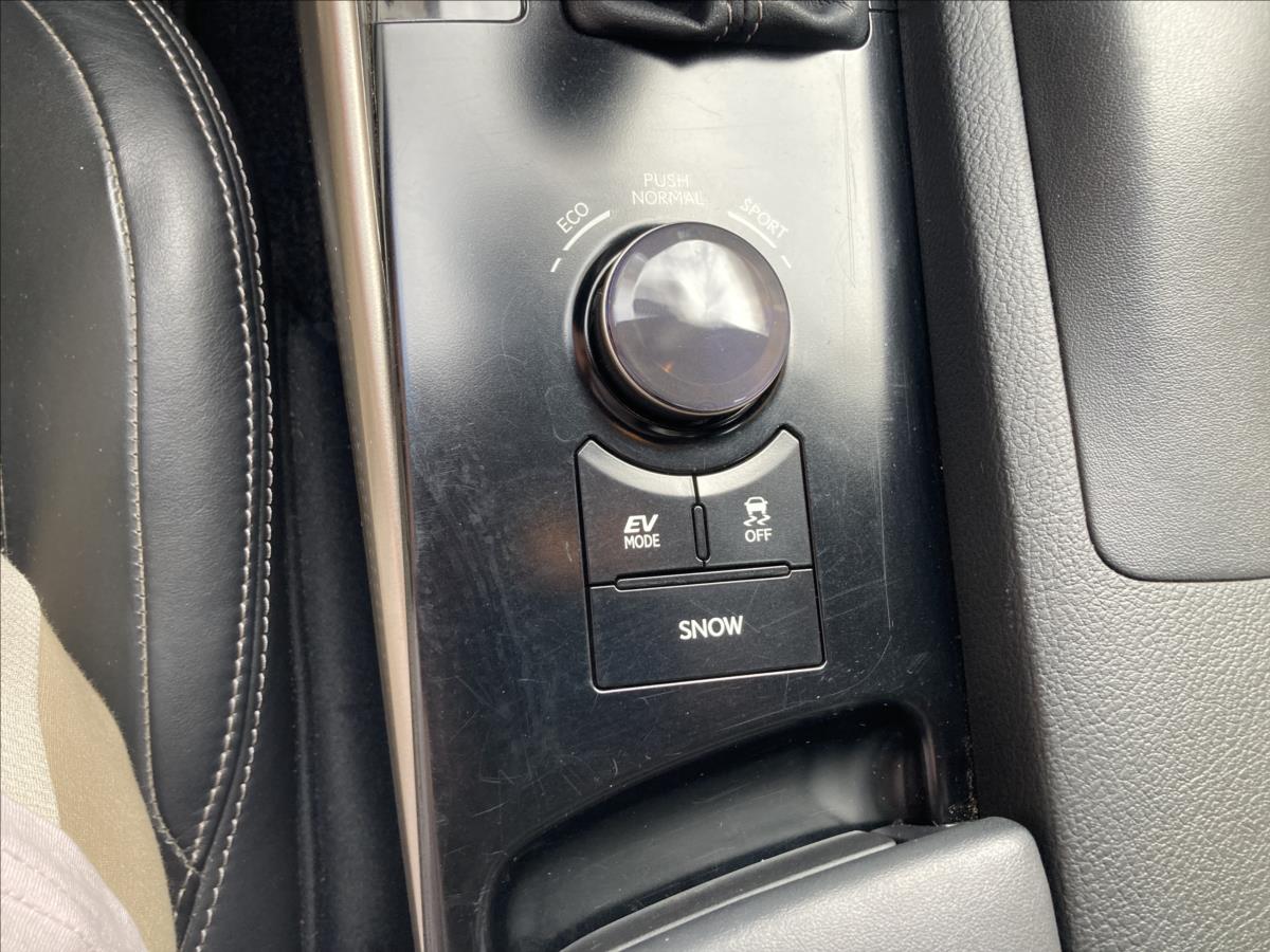 Lexus IS 300h