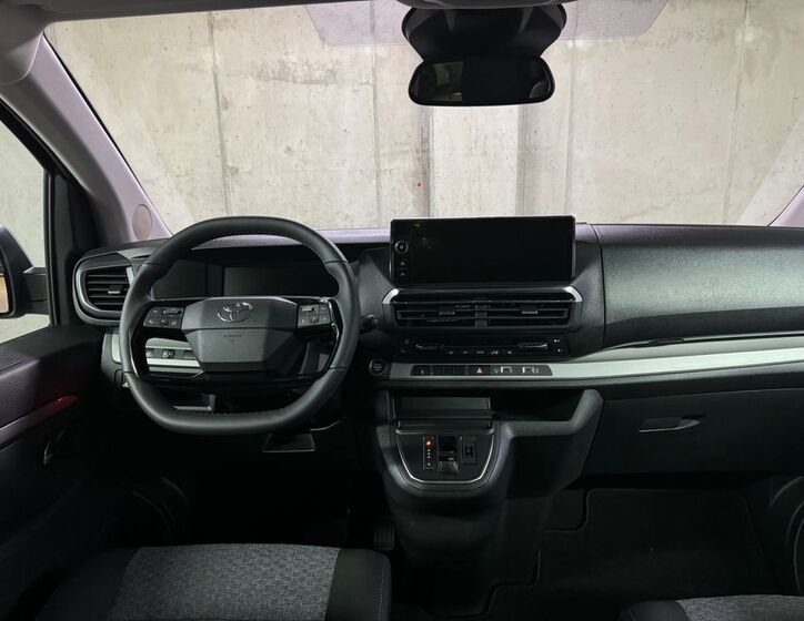 Toyota ProAce Verso 15