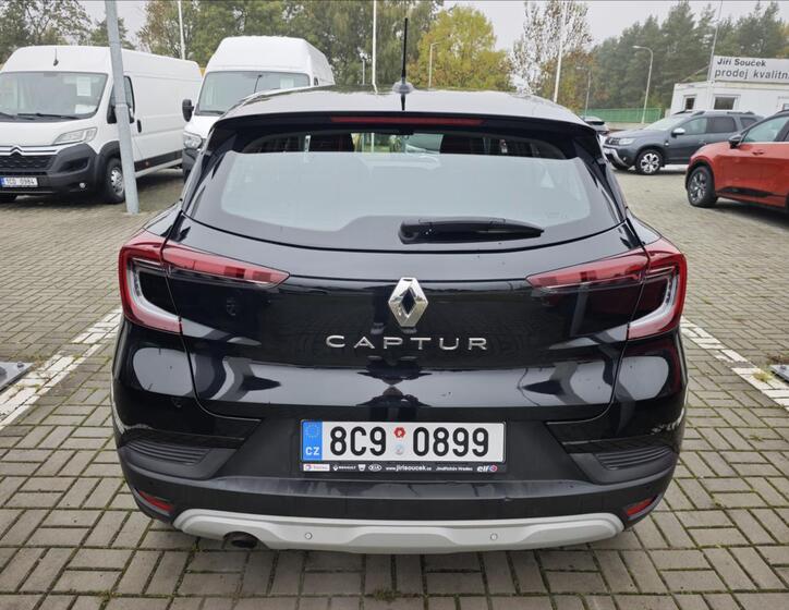 Renault Captur 5
