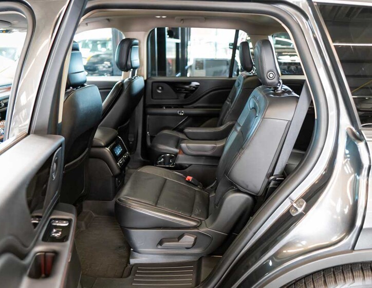 Lincoln Aviator 30