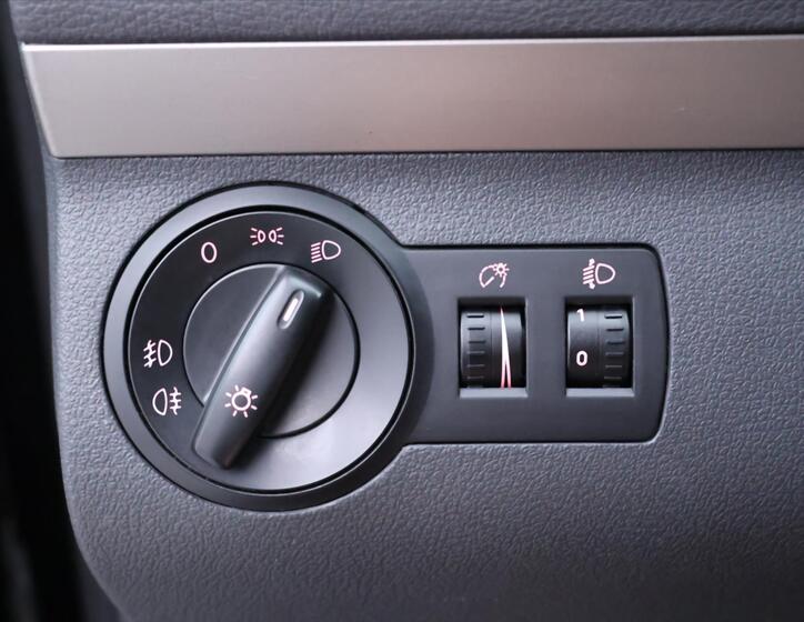 Volkswagen Touran 18