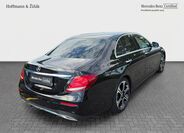 Mercedes-Benz Třídy E 5