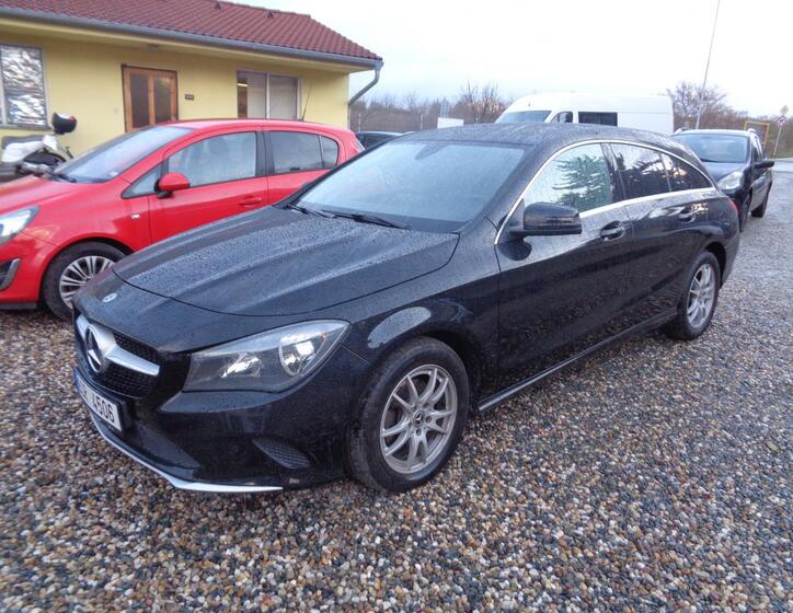 Mercedes-Benz CLA 3