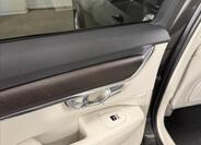 Volvo V90 33