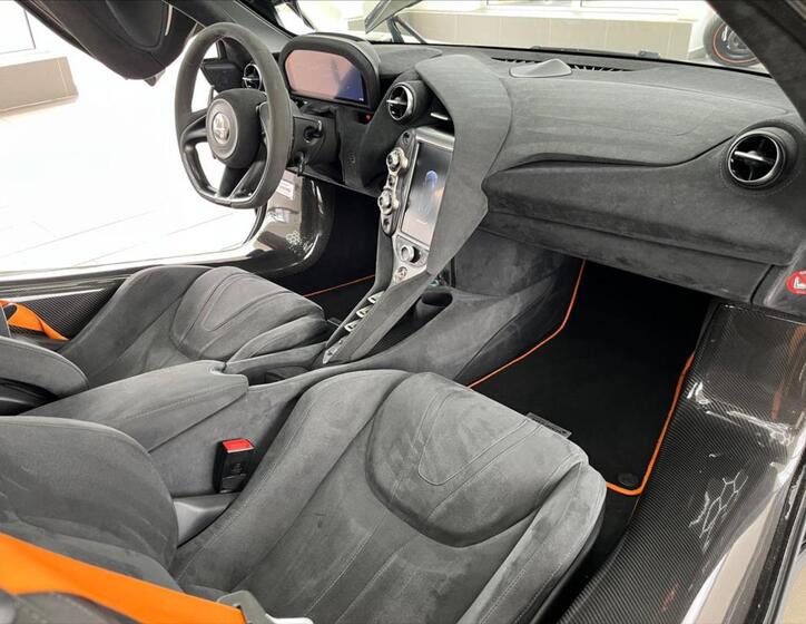 McLaren 720S 7