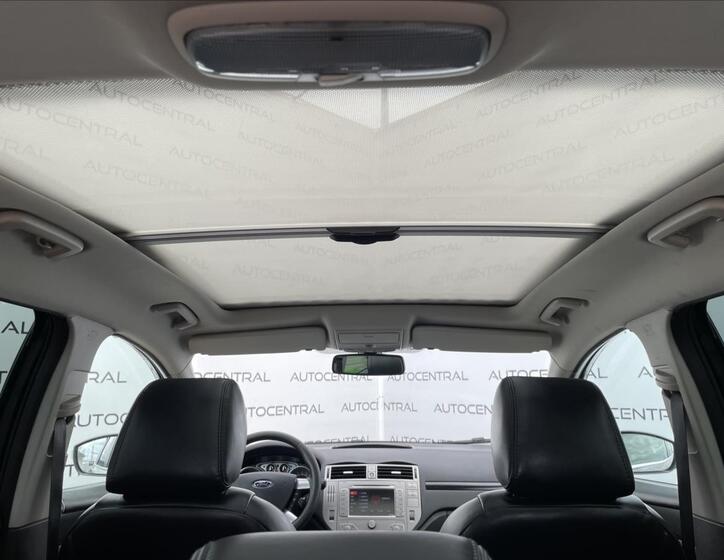 Ford Kuga 21