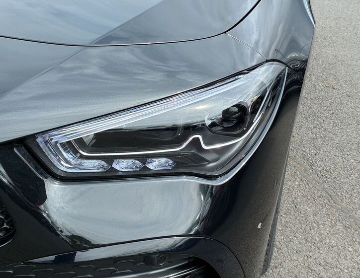 Mercedes-Benz CLA 3