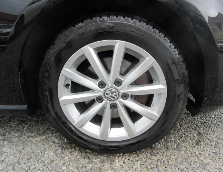 Volkswagen Golf 13