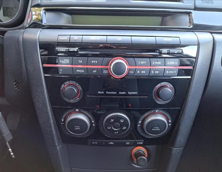 Mazda 3 11