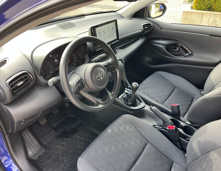 Toyota Yaris 14