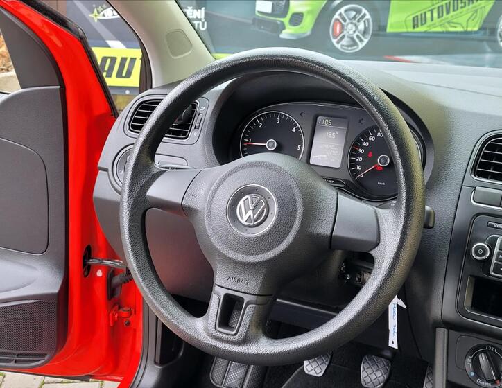 Volkswagen Polo 26