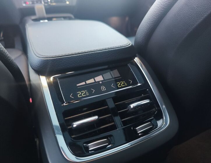 Volvo V90 15