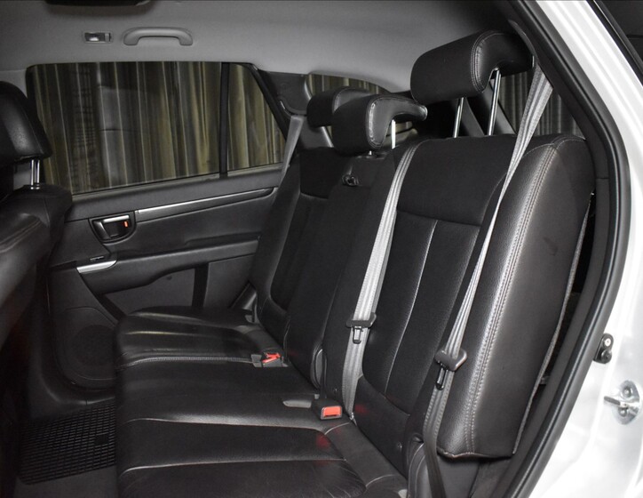 Hyundai Santa Fe 9