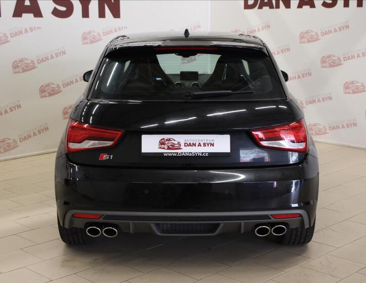 Audi S1 5