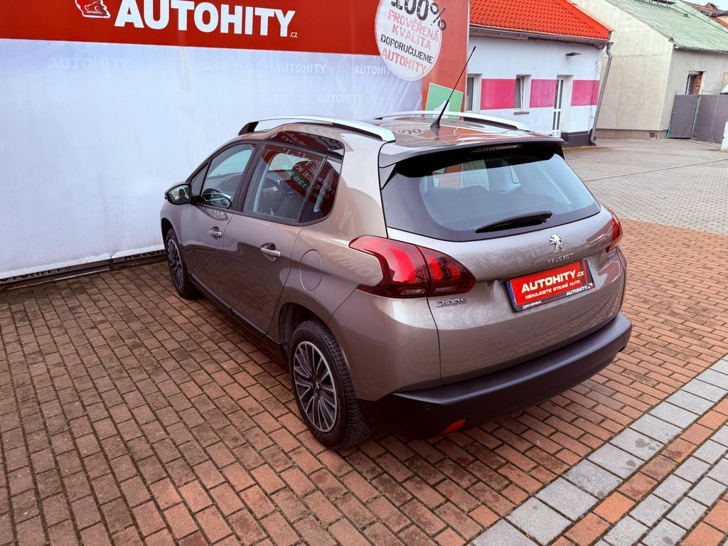 Peugeot 2008 9