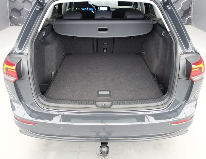 Volkswagen Golf 37