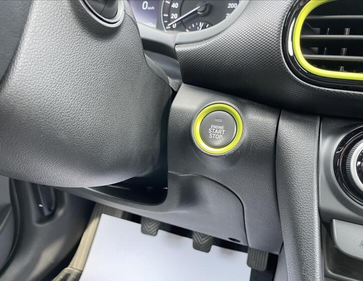 Hyundai Kona 30