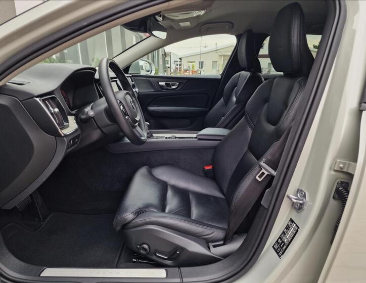 Volvo V60 19