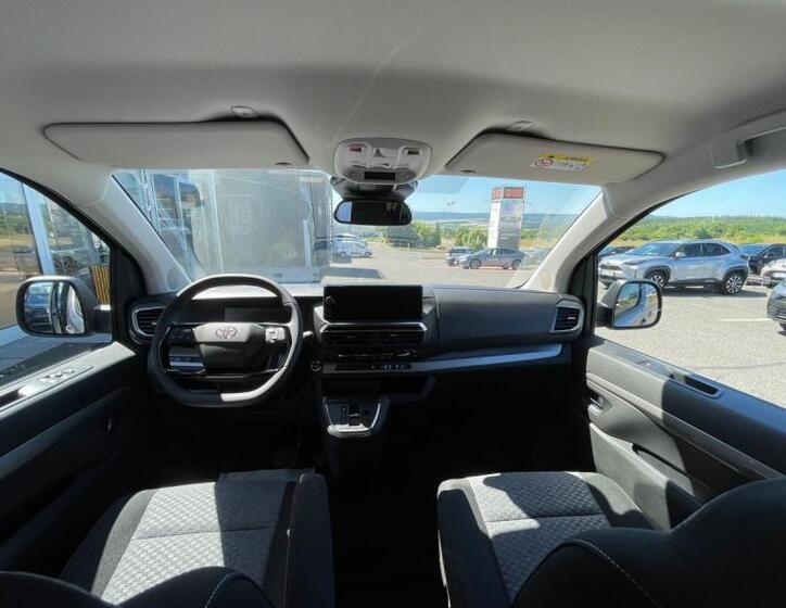Toyota ProAce Verso 11