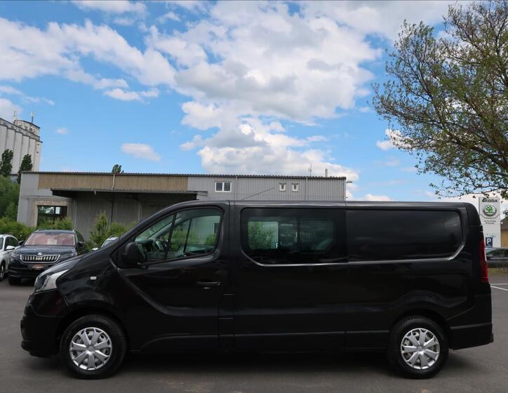 Renault Trafic 6