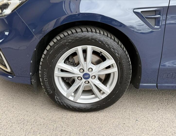Ford S-MAX 32