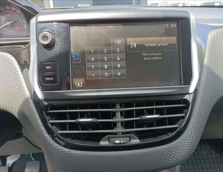 Peugeot 2008 17