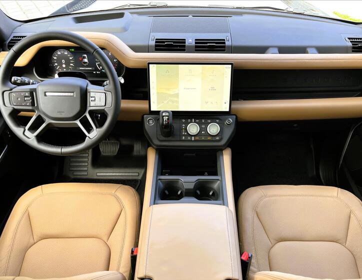 Land Rover Defender 16