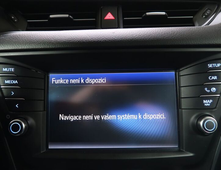 Toyota Avensis 18