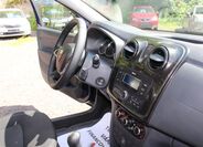 Dacia Sandero 18