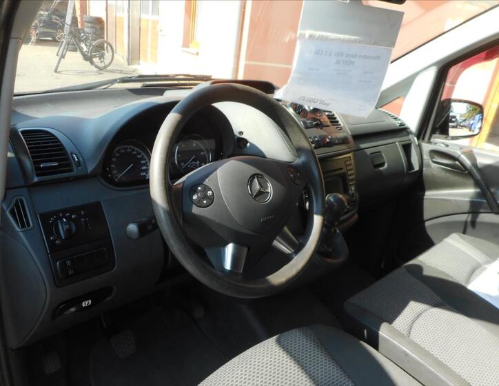 Mercedes-Benz Vito 9