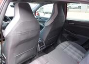 Volkswagen Golf 12