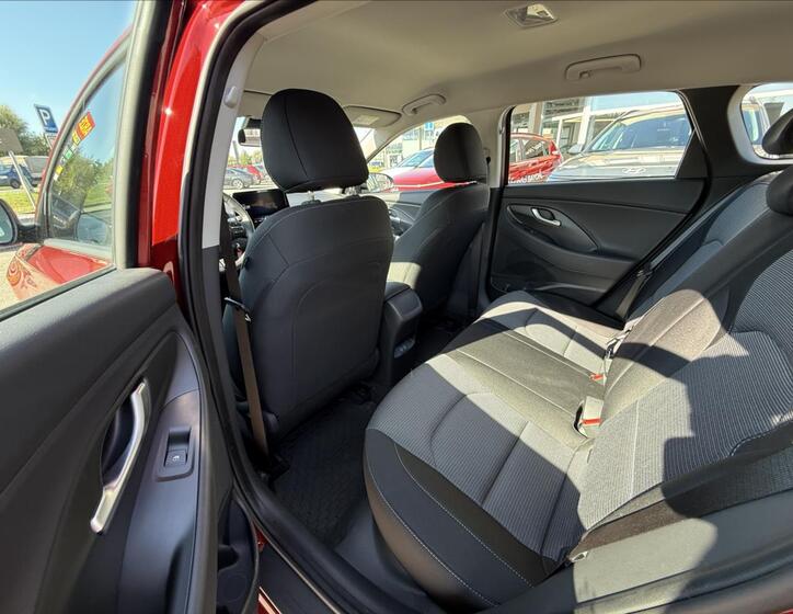 Hyundai i30 6