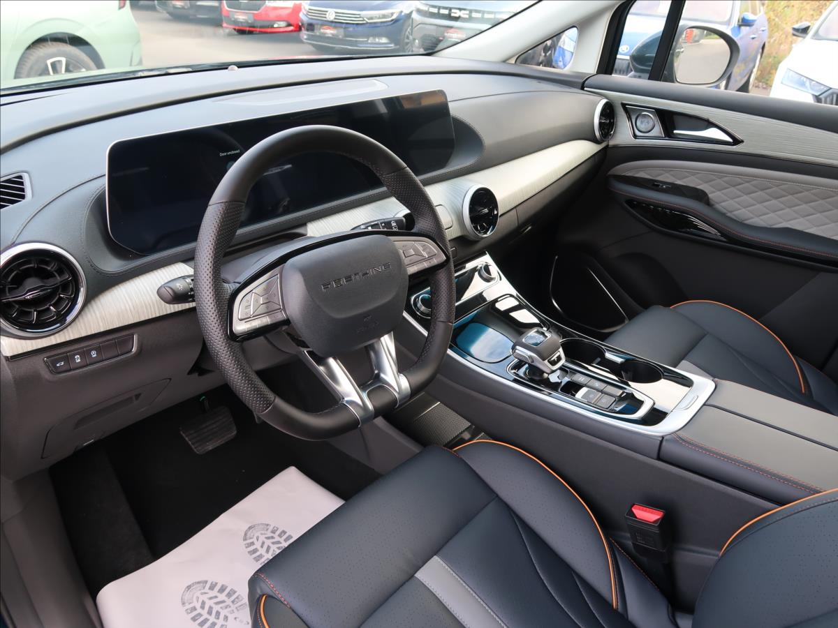 Dongfeng U-Tour