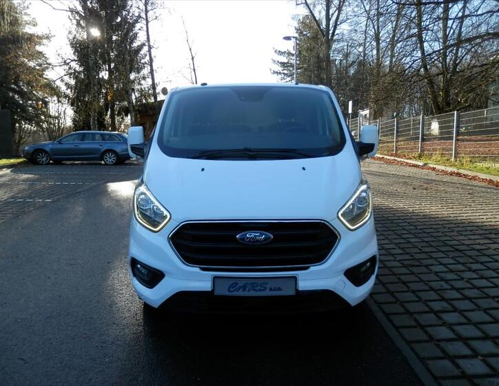Ford Transit Custom 3