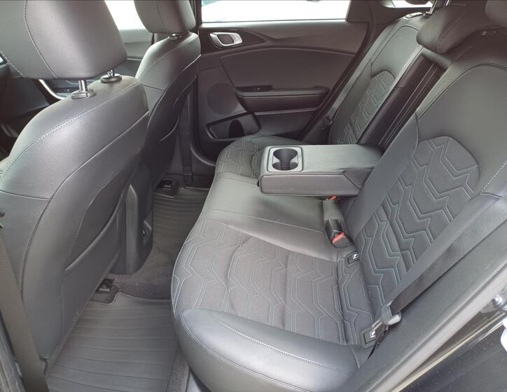 KIA Ceed 15