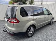 Ford Galaxy 13