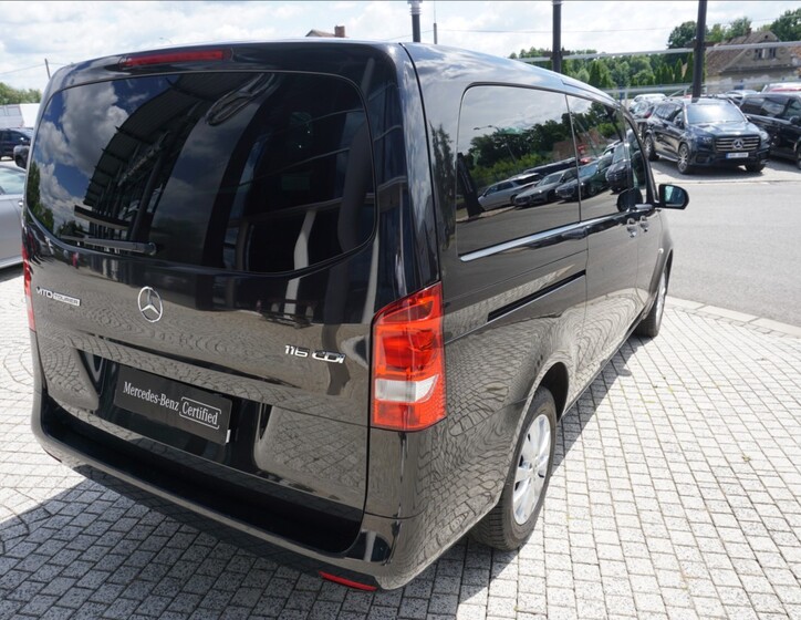 Mercedes-Benz Vito 7