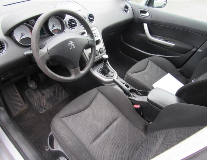 Peugeot 308 9
