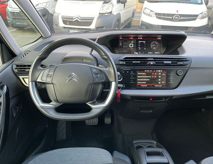 Citroën Grand C4 SpaceTourer 8