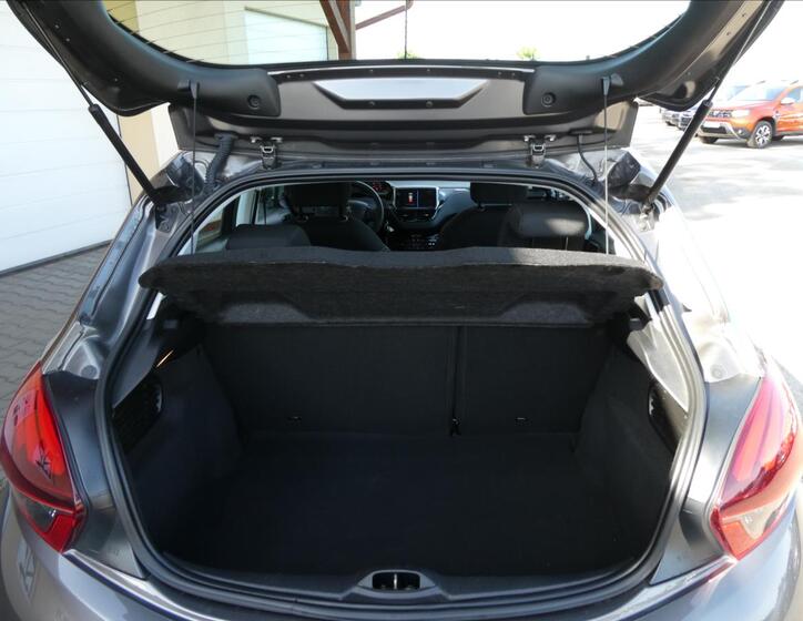 Peugeot 208 17