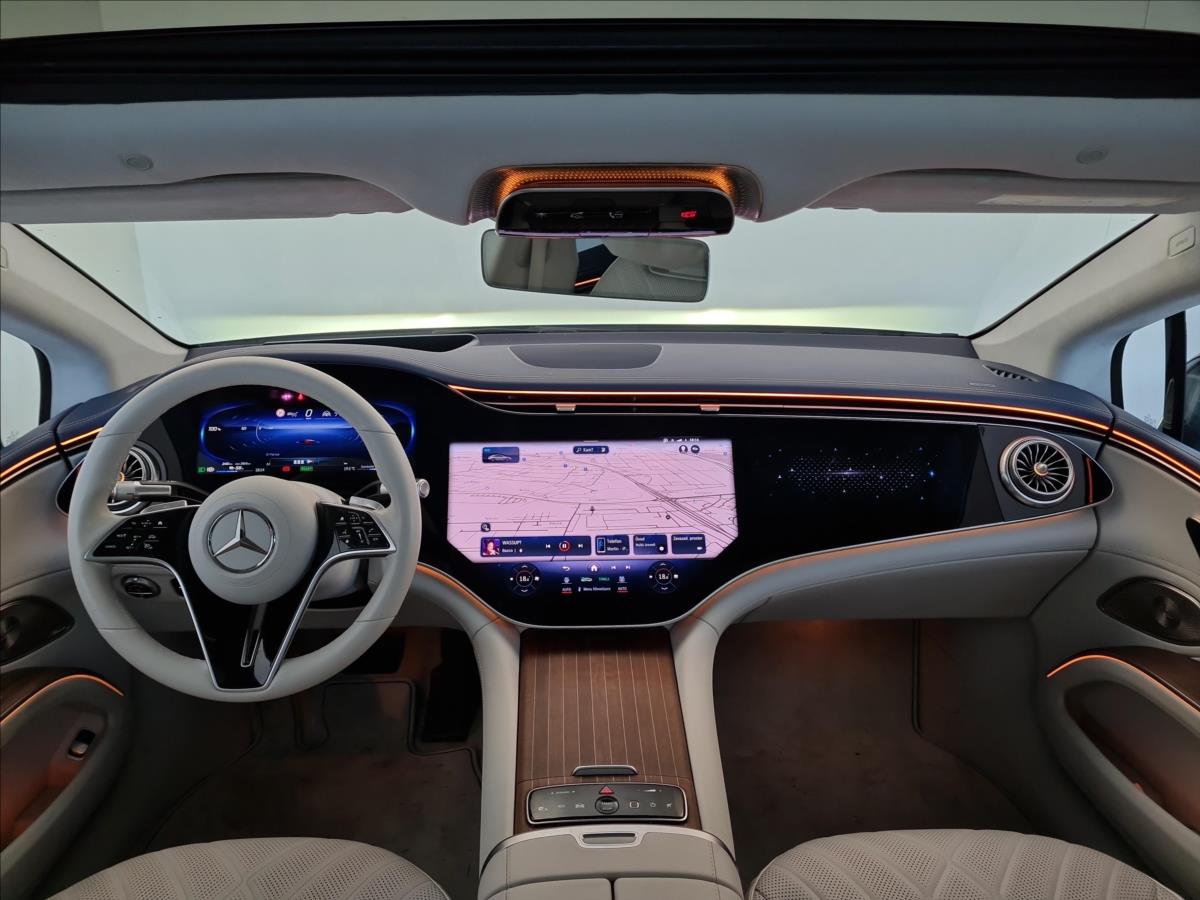 Mercedes-Benz EQS