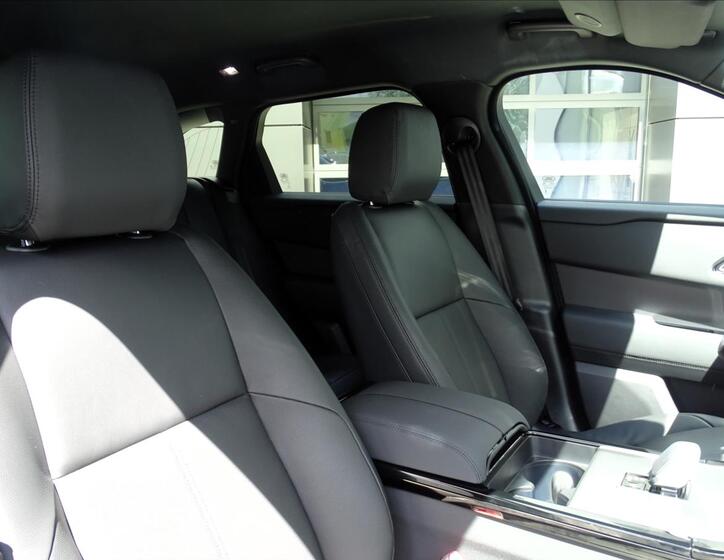 Land Rover Range Rover Velar 24