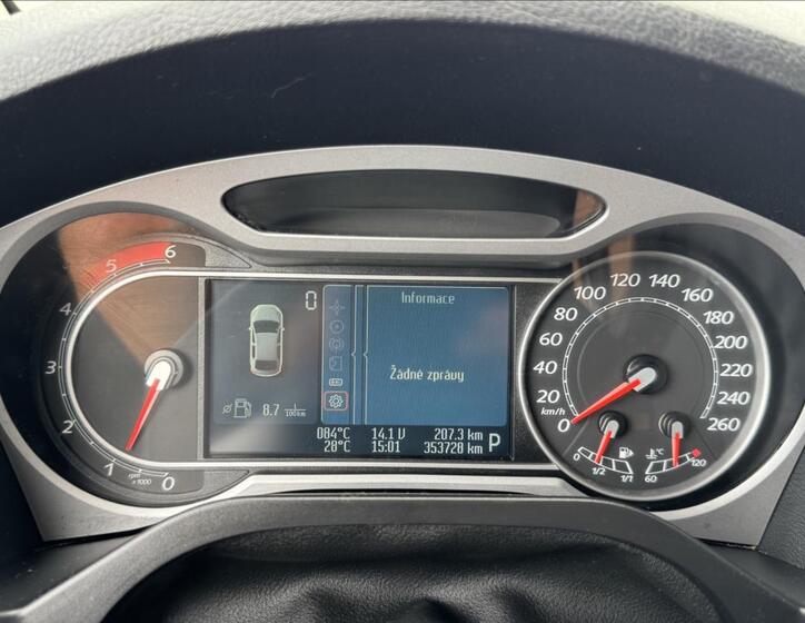 Ford Galaxy 31