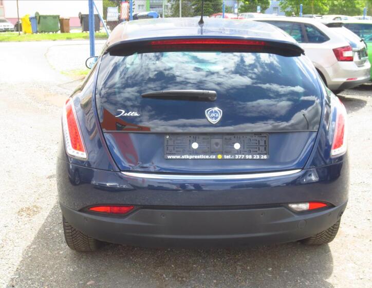 Lancia Delta 4