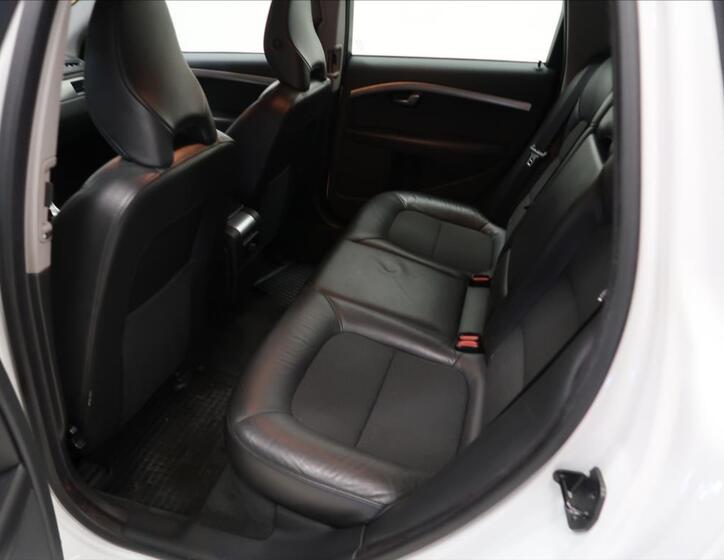 Volvo V70 8