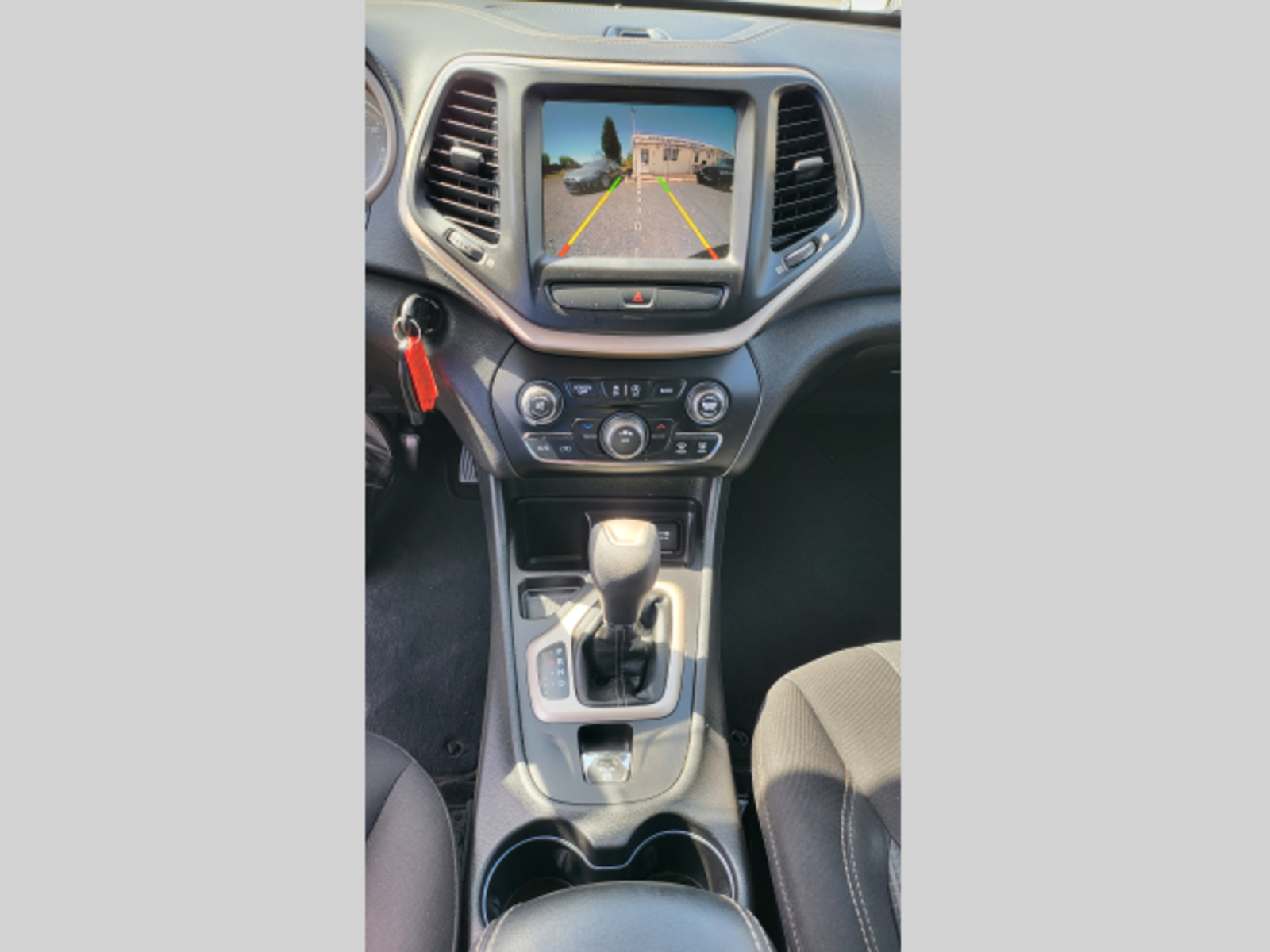 Jeep Cherokee 15