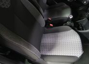 Peugeot 108 13
