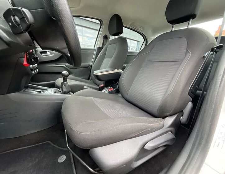 Peugeot 301 8