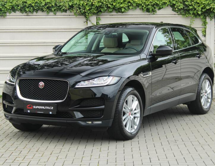 Jaguar F-Pace 3