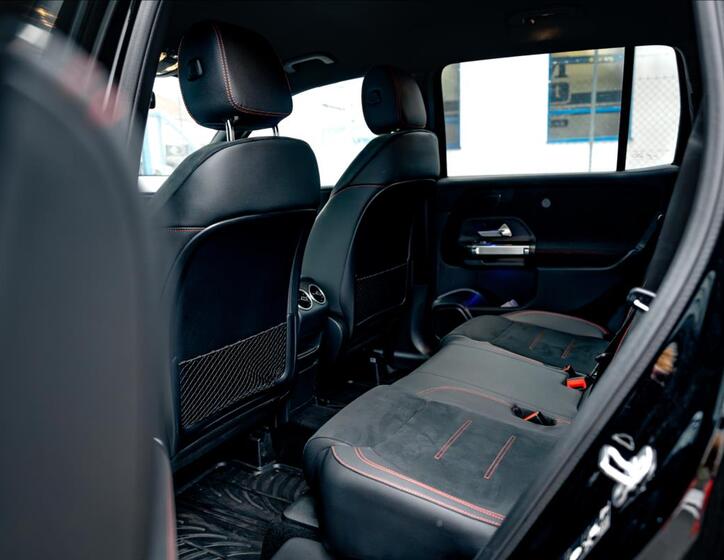 Mercedes-Benz GLB 16